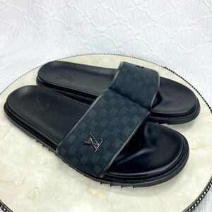 Designer Sliders Sandals Mens Sz 12 Black Grid Pattern Checkered Comfy Slide On